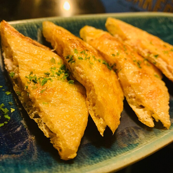 つまみに最高♪ ツナマヨと長ネギのカリカリ油揚げ